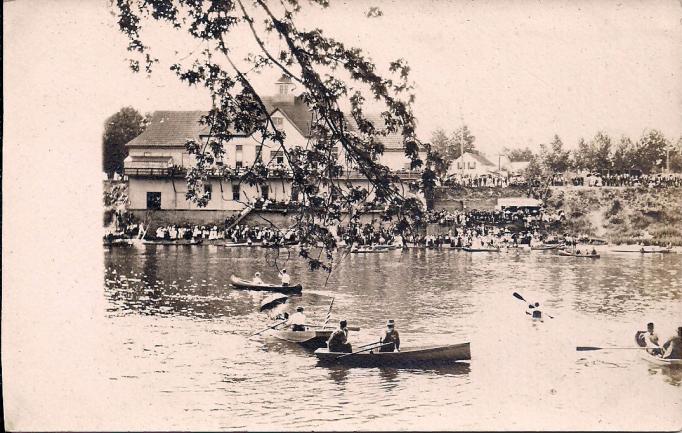 Green Bank - Burlington County - Boating on the Mullica River - 
